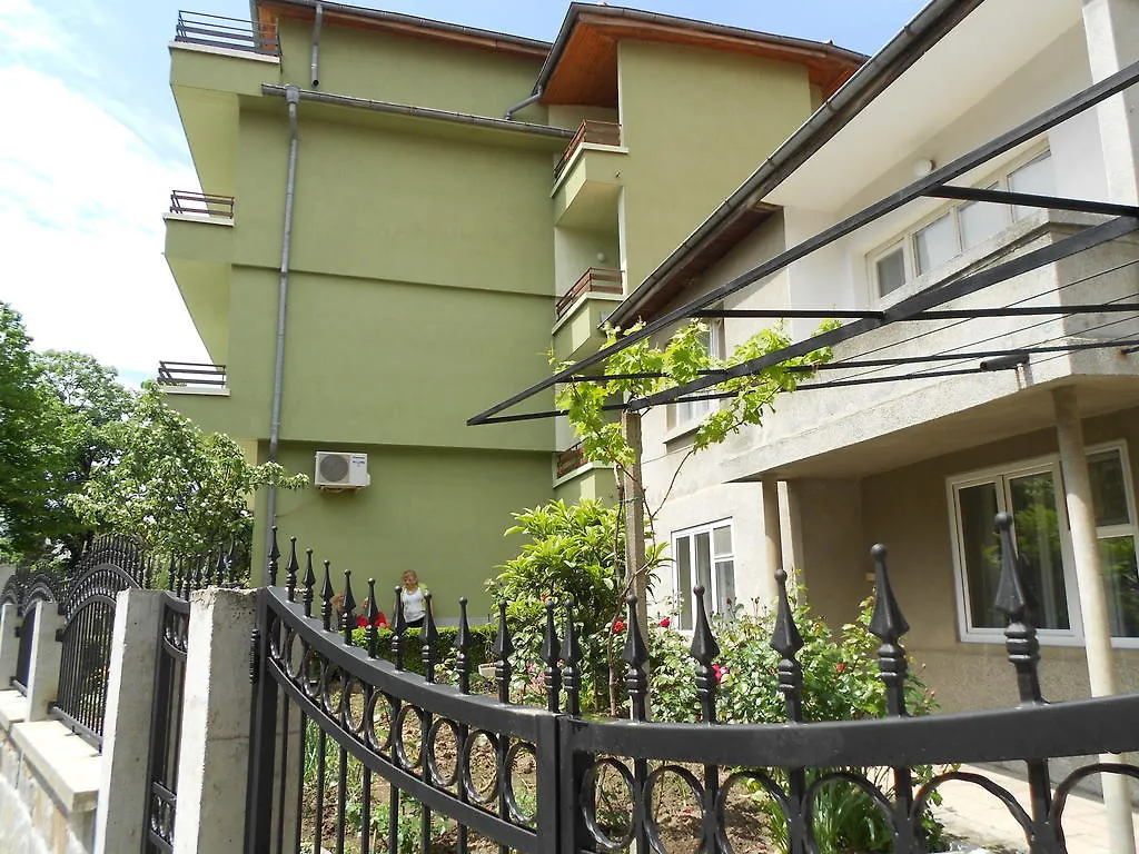 Nelly Guest House Sozopol