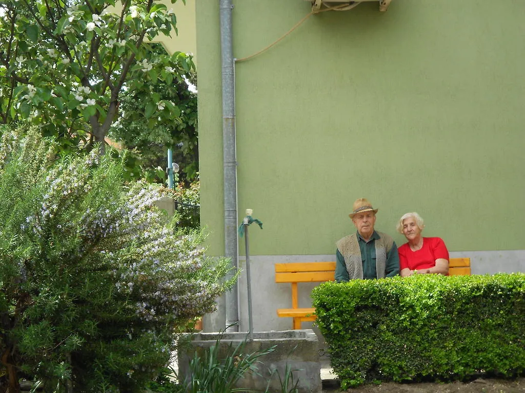 Nelly Guest House Sozopol 0*,